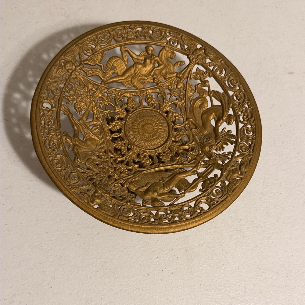 Victorian style Tazza dish